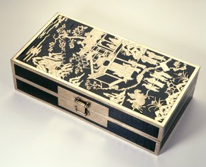 文書または結婚箱、山の風景に人物が描かれた図、ワンリー時代1573-1619（漆塗りの白真鍮の象眼細工の象眼細工が施された木材） 作： Chinese School Chinese School